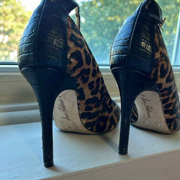 Sam Edelman Cheetah Print Heels With Strap - Picture 2 of 7